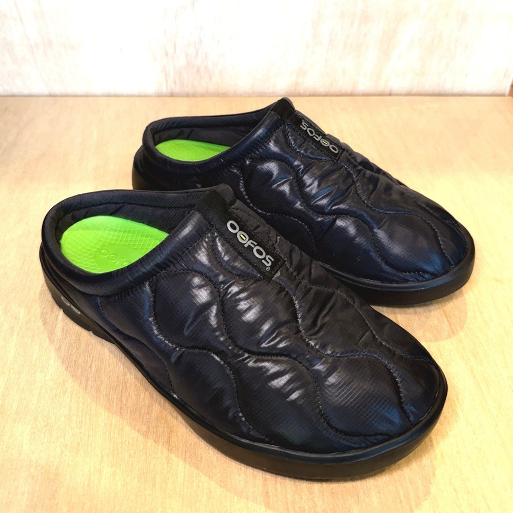 OOFOS Women 9.5 Black Quilted OOmg Eezee Mule Recovery Shoe Gorpcore Comfort